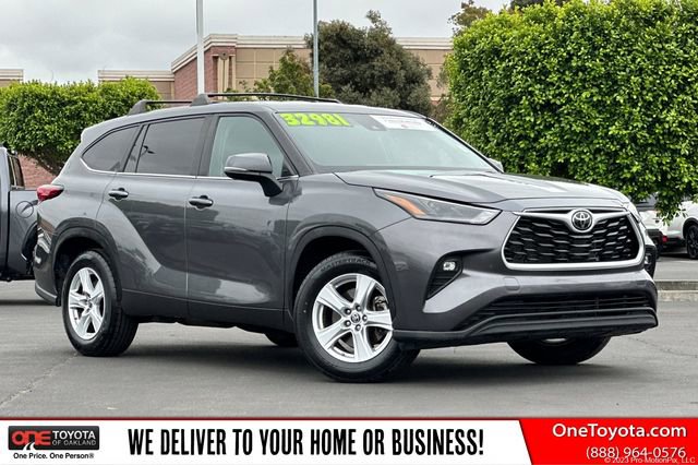 Certified 2023 Toyota Highlander LE