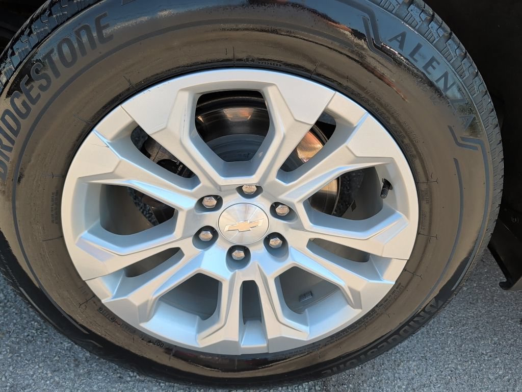Used 2023 Chevrolet Silverado 1500 LTZ AWD/4WD image 9