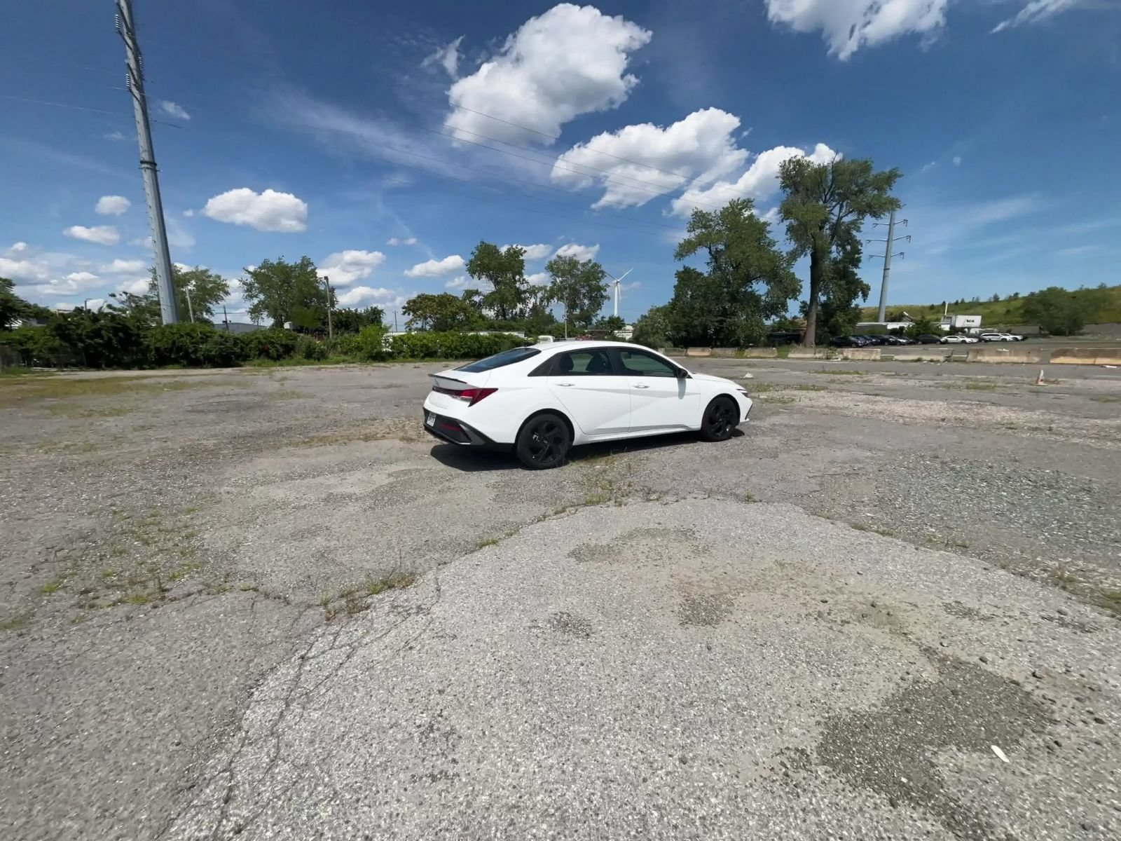 Used 2026 Hyundai Elantra Sport FWD image 13
