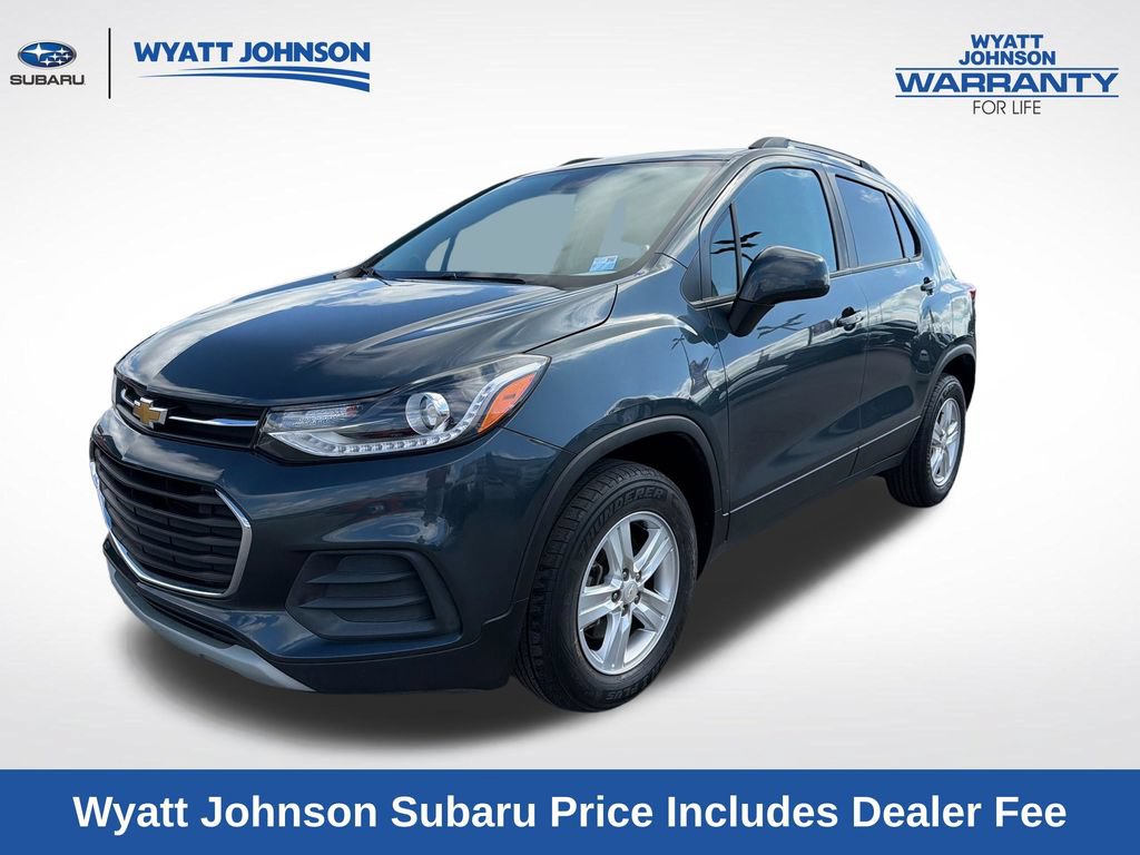 Used 2022 Chevrolet Trax LT w/ Driver Confidence Package AWD/4WD image 1