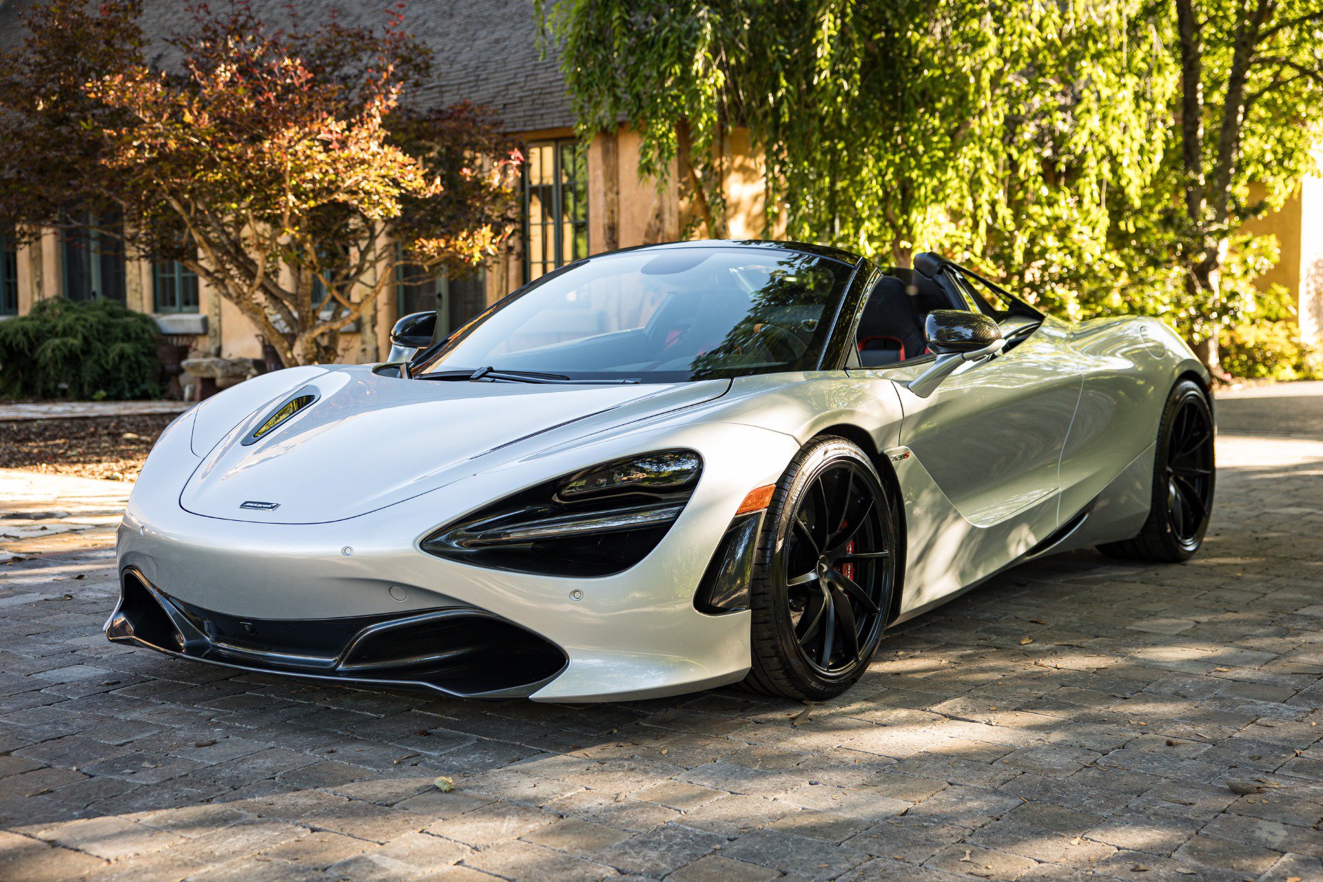 Used 2021 McLaren 720S Performance RWD image 6