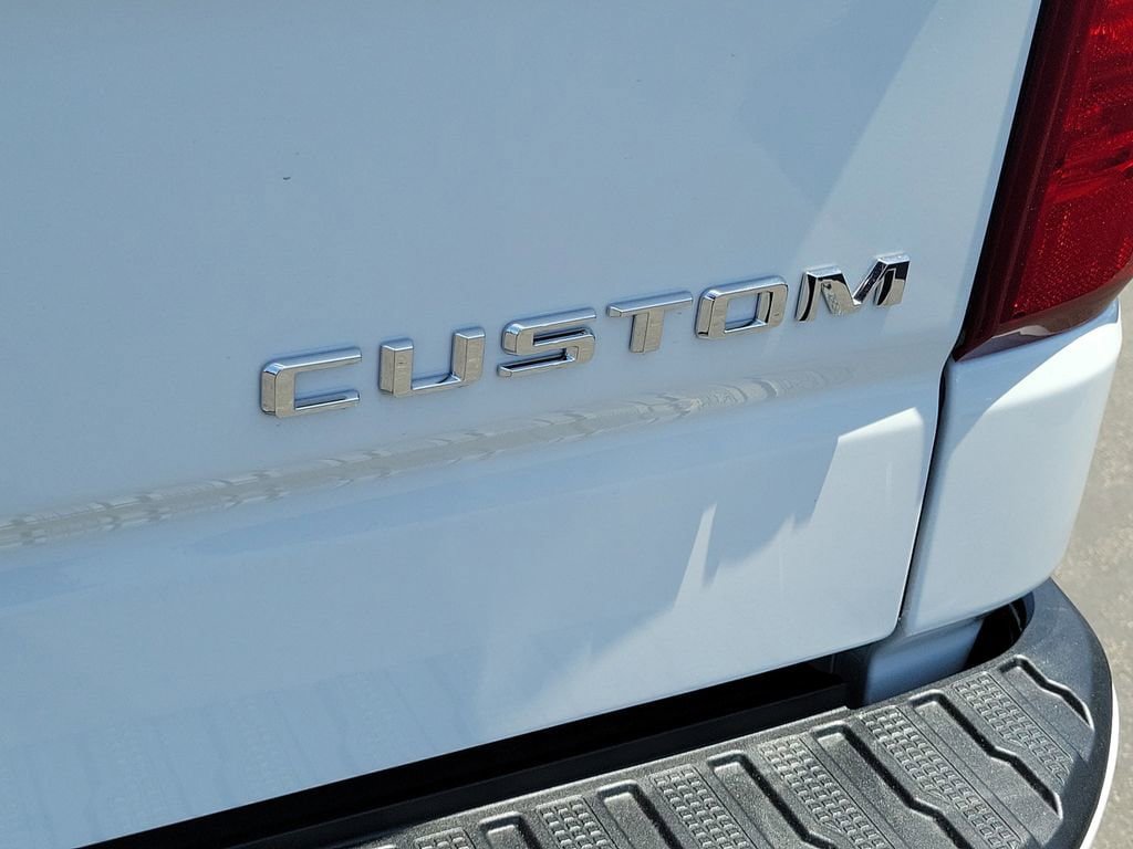 New 2026 Chevrolet Silverado 1500 Custom RWD image 21