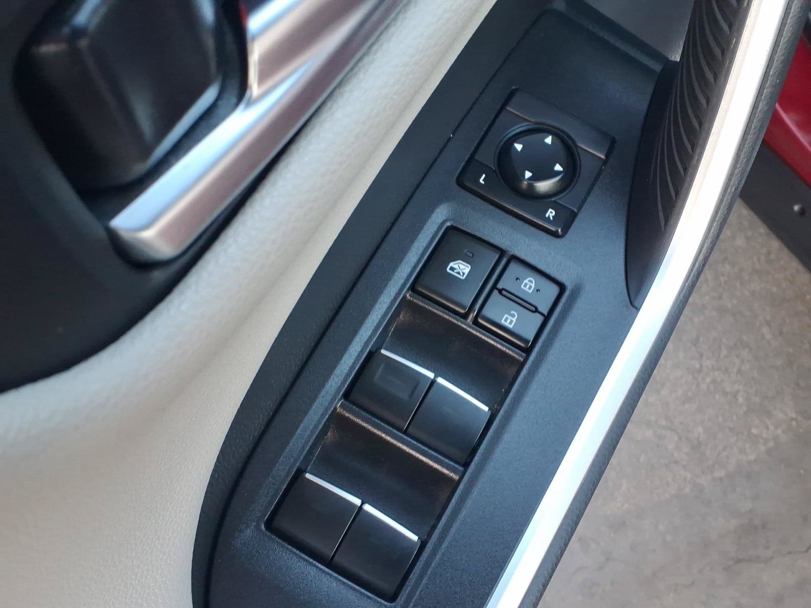 Certified 2019 Toyota RAV4 Limited AWD/4WD image 14