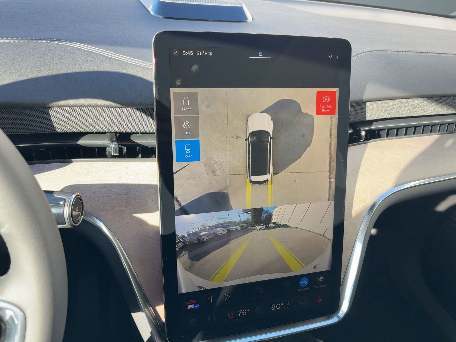 New 2025 Volvo EX90 Plus AWD/4WD image 25