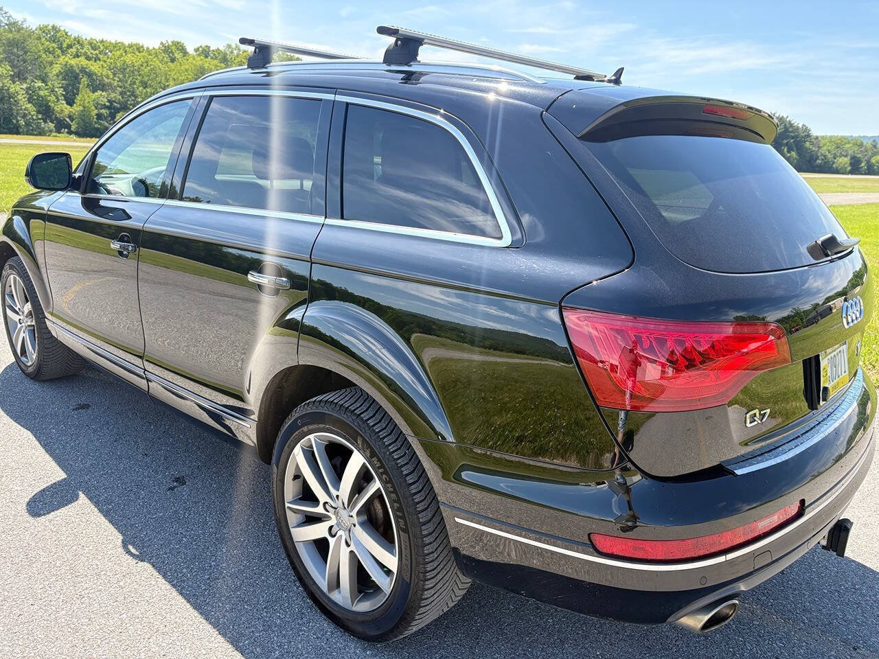 Used 2015 Audi Q7 TDI Premium Plus w/ Premium Plus Package AWD/4WD image 14