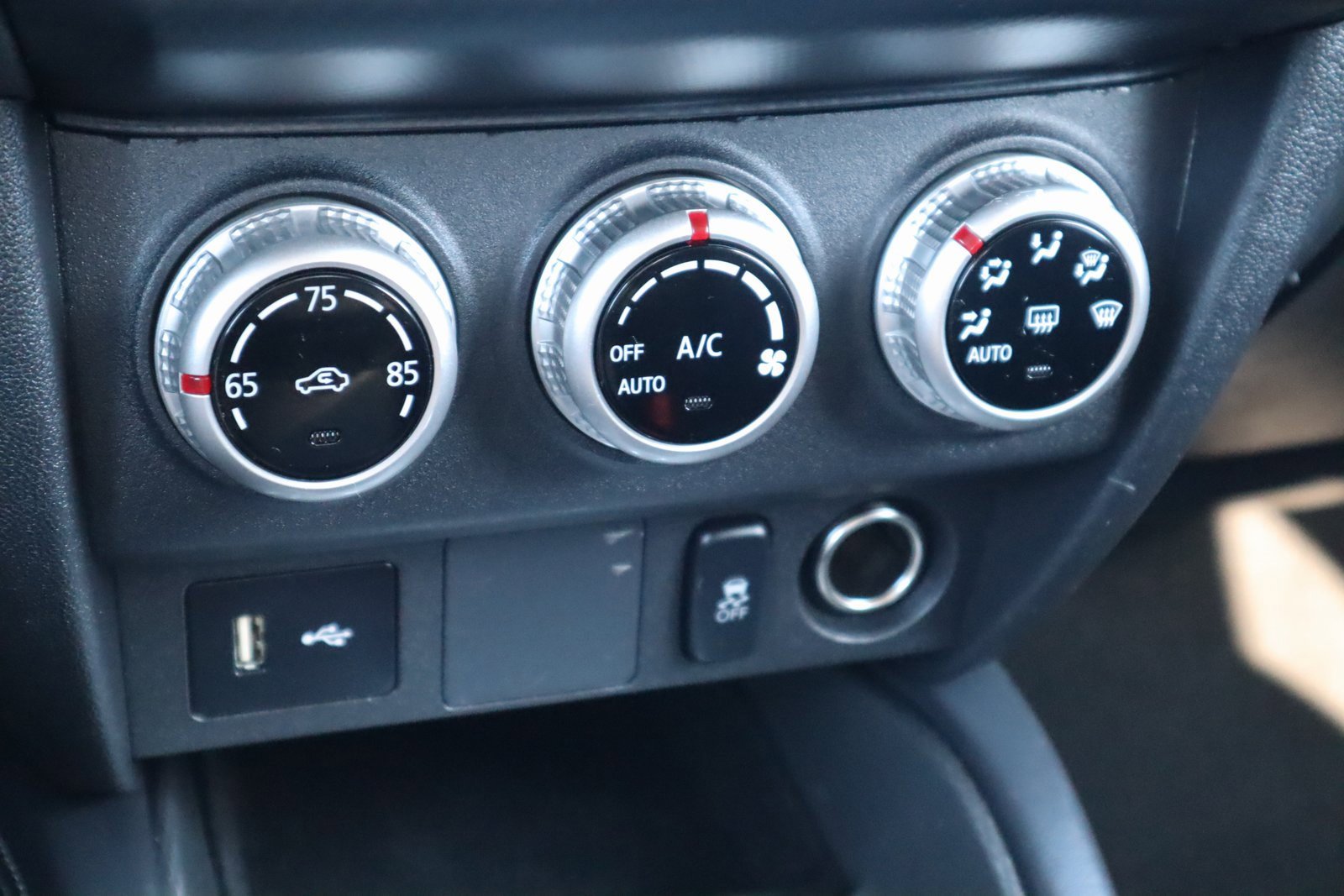 Used 2024 Mitsubishi Outlander Sport ES image 23