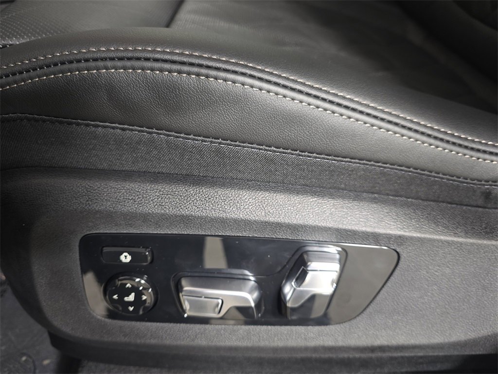 New 2026 BMW X5 xDrive40i w/ M Sport Package image 29