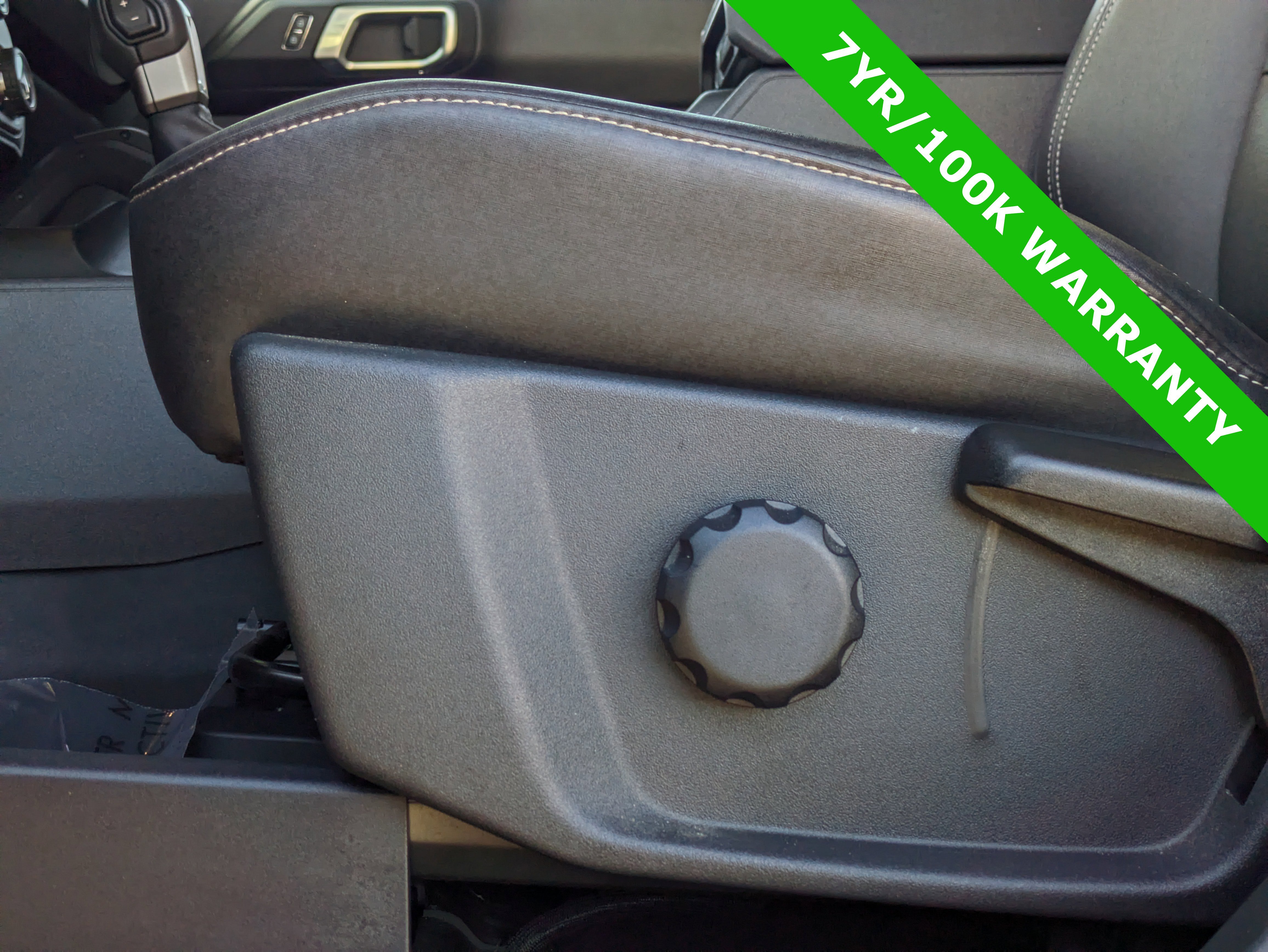 Certified 2025 Ford Bronco Badlands image 22