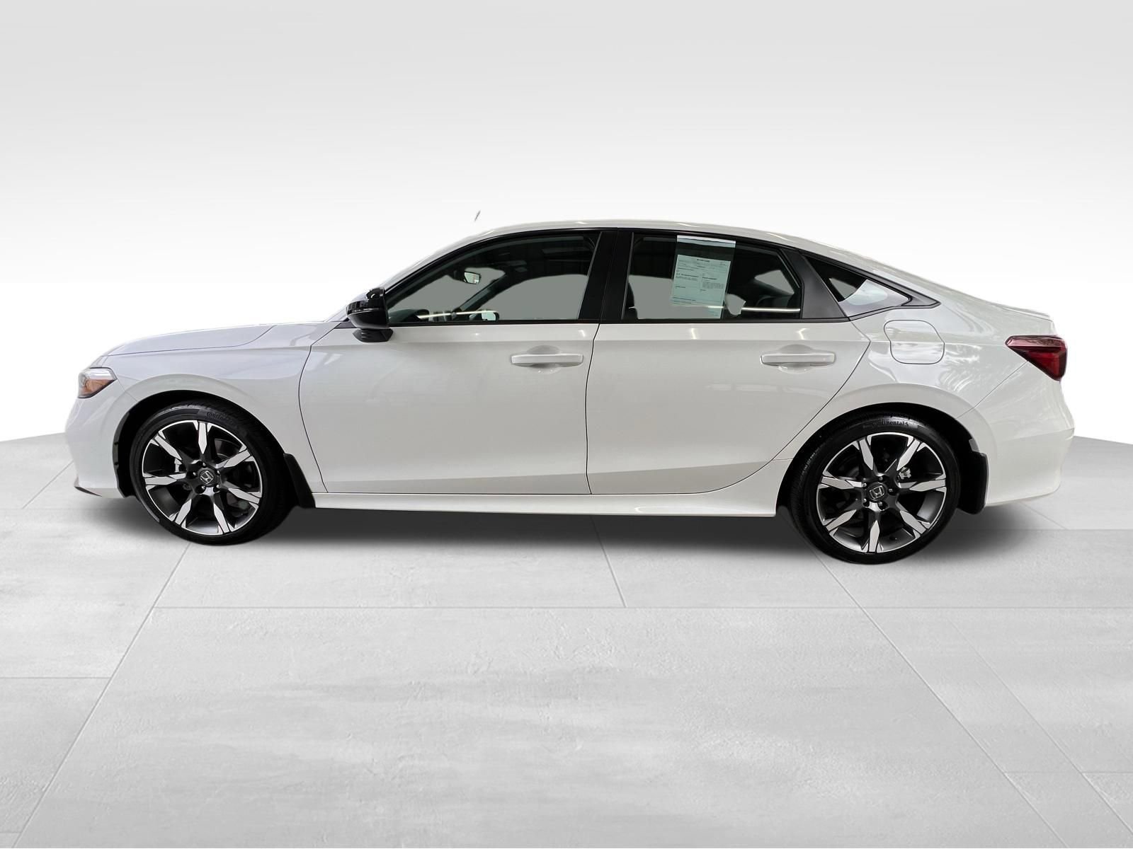 Used 2025 Honda Civic Sport Touring image 9