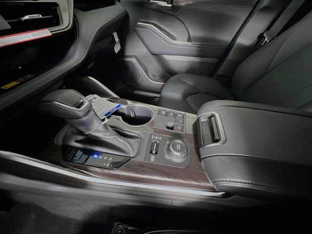 New 2025 Toyota Highlander Limited image 22