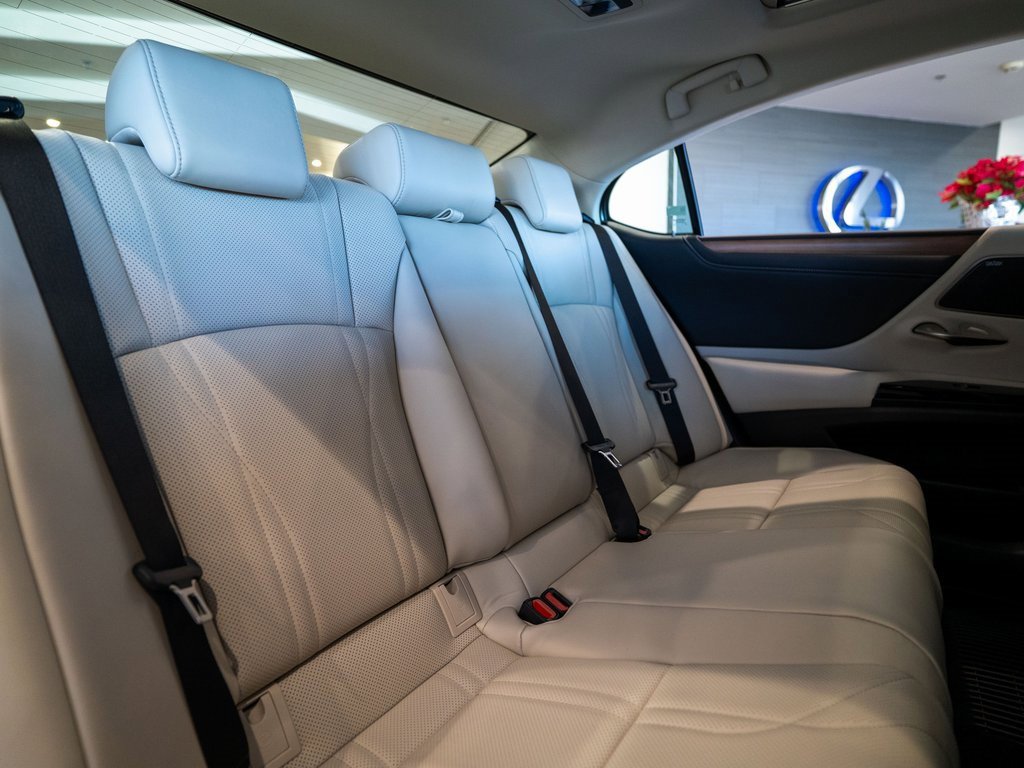 New 2025 Lexus ES 350 Luxury image 36