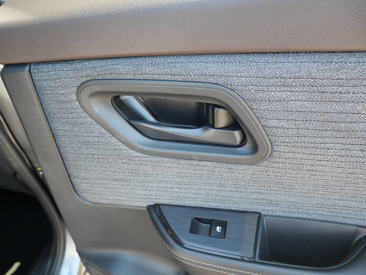 Used 2021 Nissan Rogue S FWD image 33