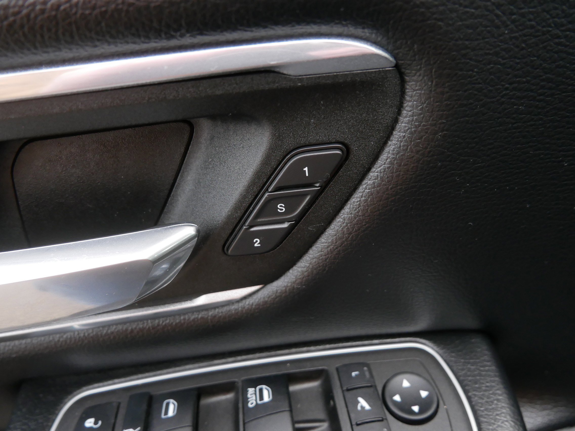 Certified 2023 RAM 1500 Laramie image 23