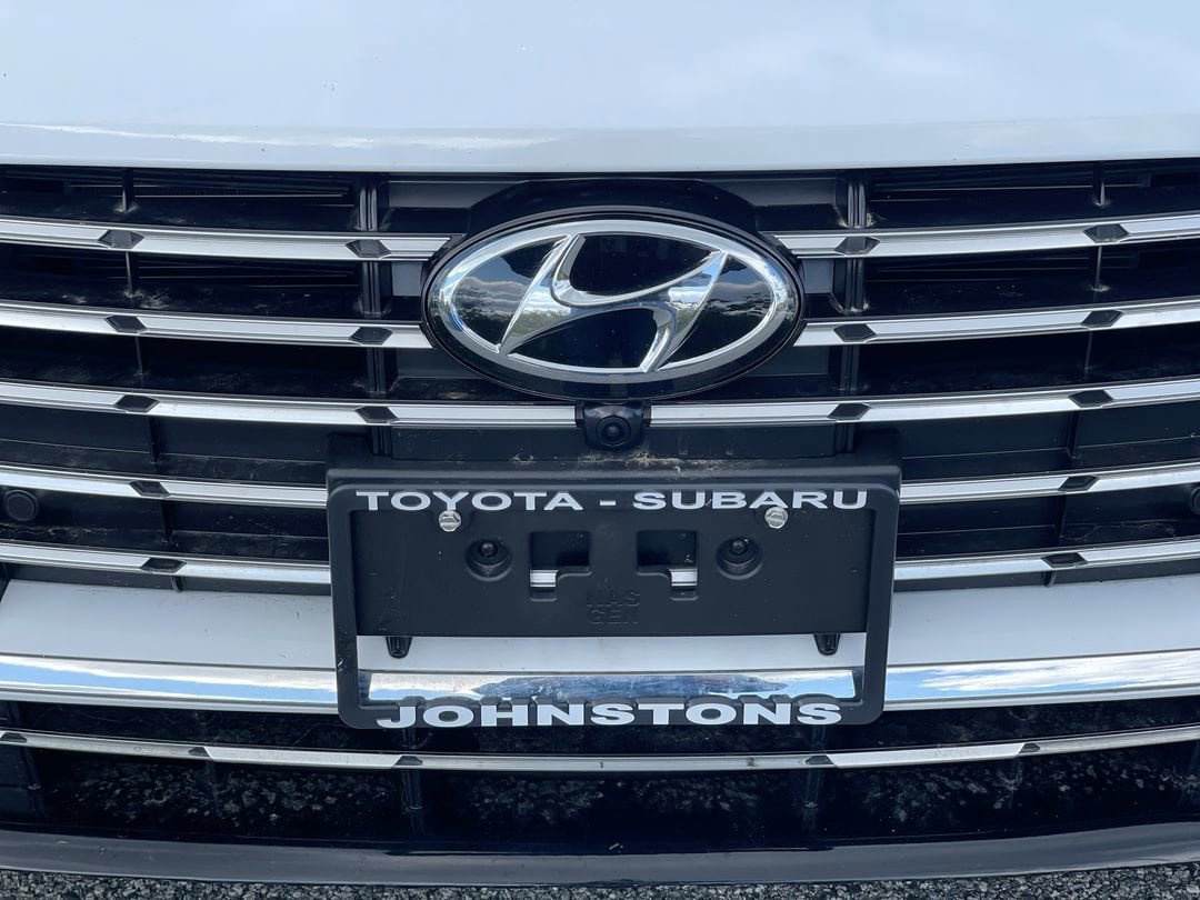 Used 2023 Hyundai Sonata Limited w/ Cargo Package FWD image 19