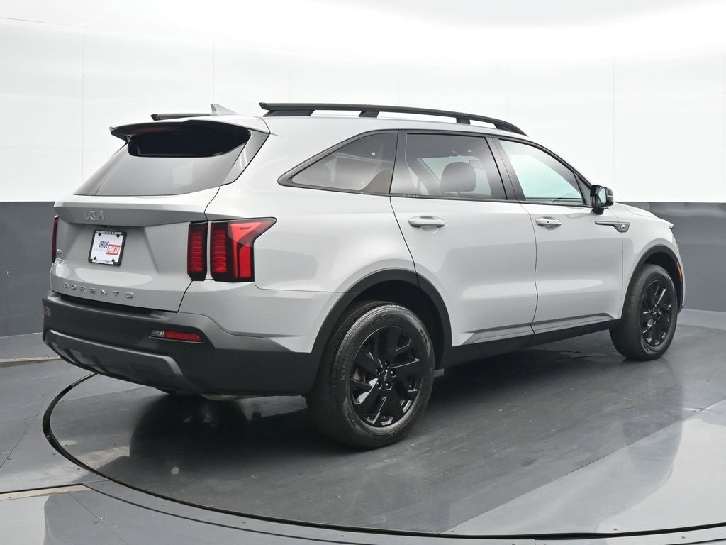 Used 2022 Kia Sorento S image 6
