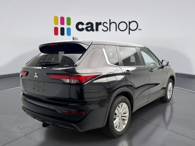 Used 2022 Mitsubishi Outlander ES image 5