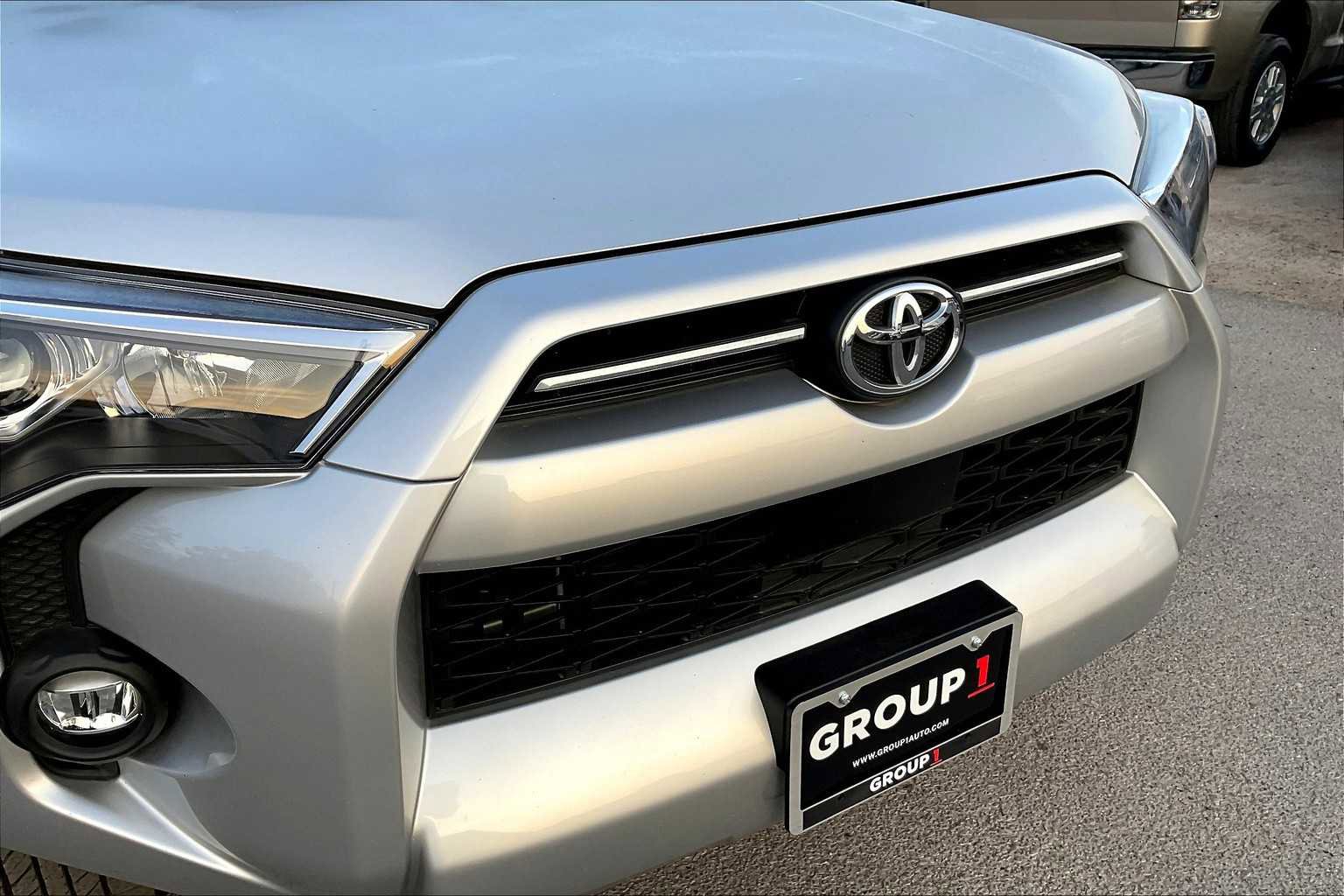 Certified 2024 Toyota 4Runner SR5 image 28
