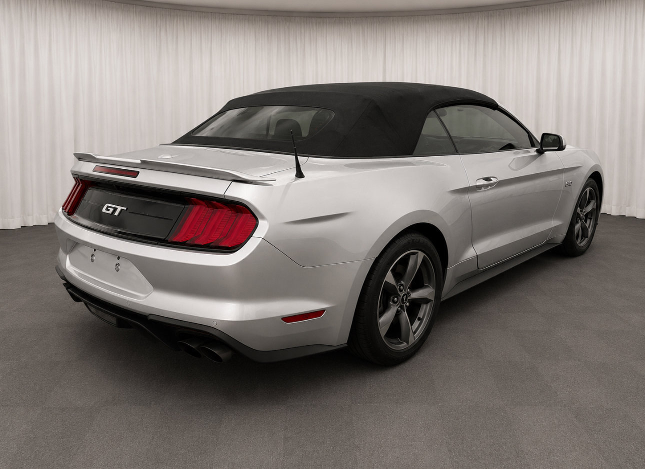 Used 2019 Ford Mustang GT Premium w/ Equipment Group 401A RWD image 3