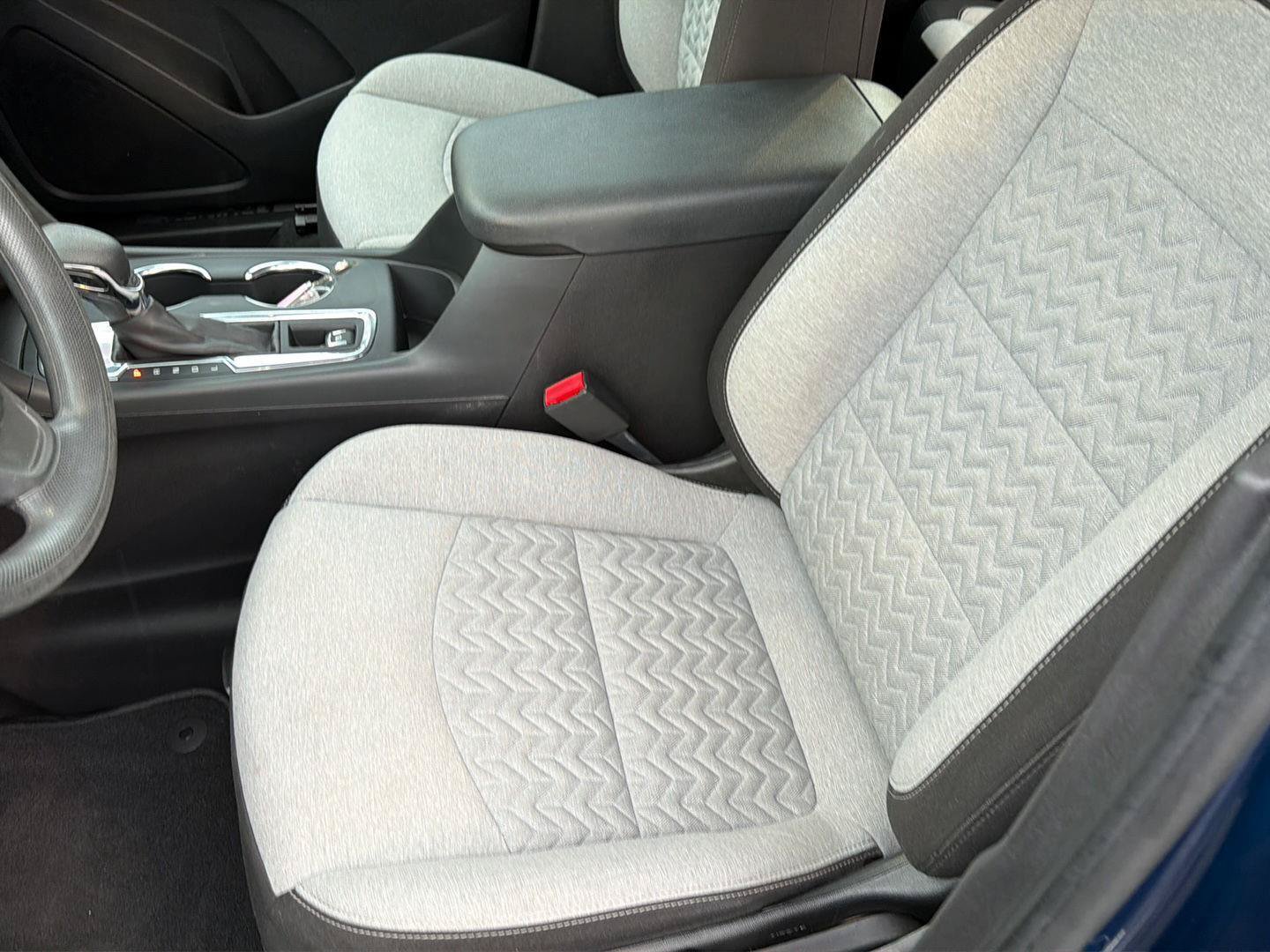 Used 2022 Chevrolet Equinox LS AWD/4WD image 28