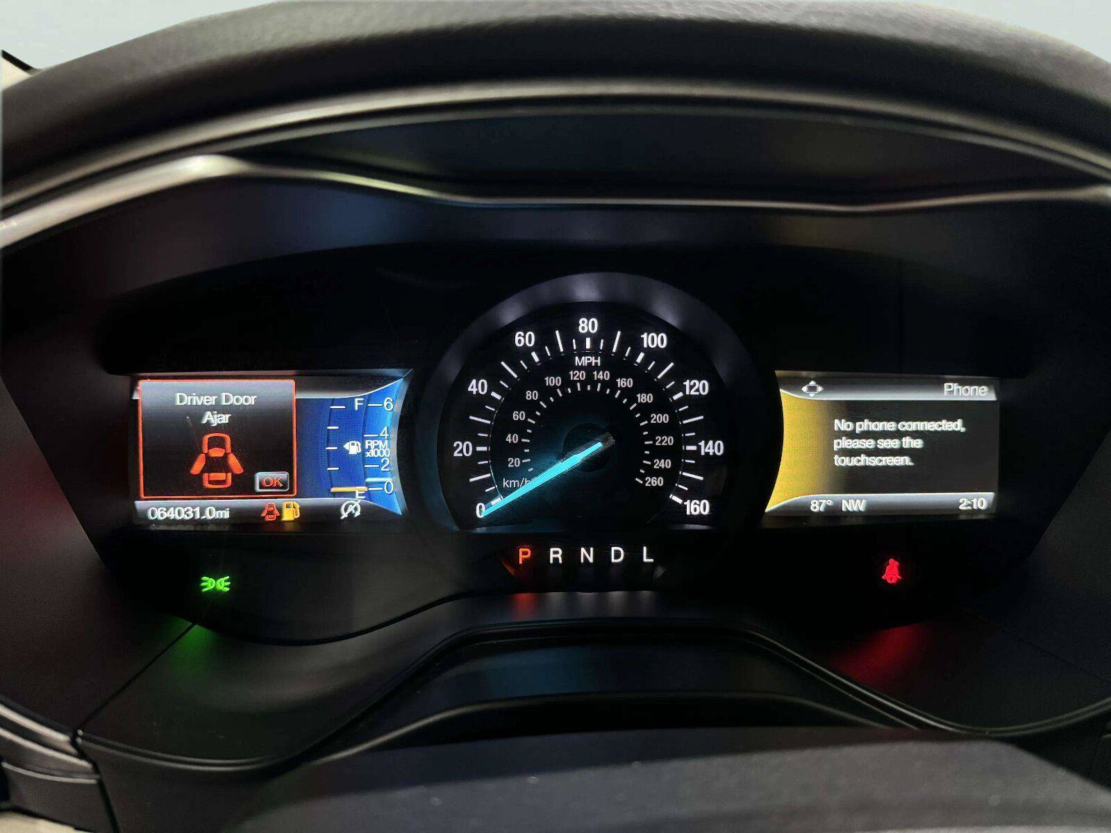 Used 2020 Ford Fusion SE FWD image 25