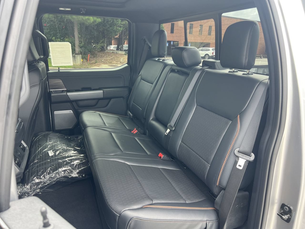 New 2026 Ford F150 Lariat w/ Equipment Group 501A Mid AWD/4WD image 19