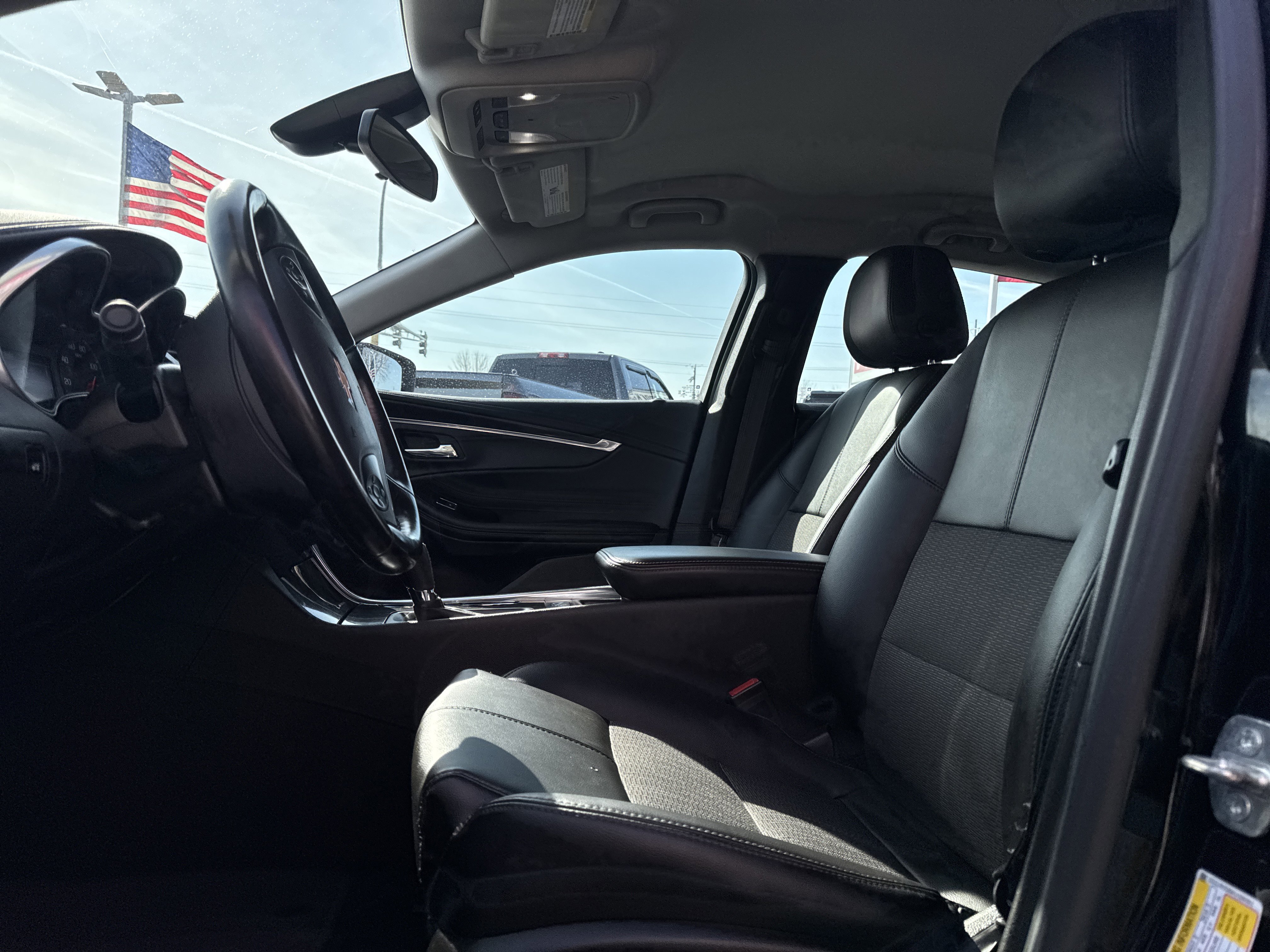 Used 2019 Chevrolet Impala LT image 16