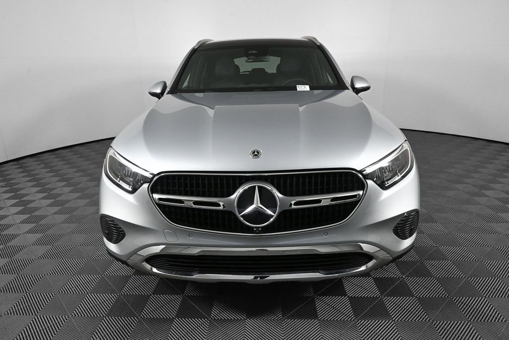 Certified 2025 Mercedes-Benz GLC 300 image 34