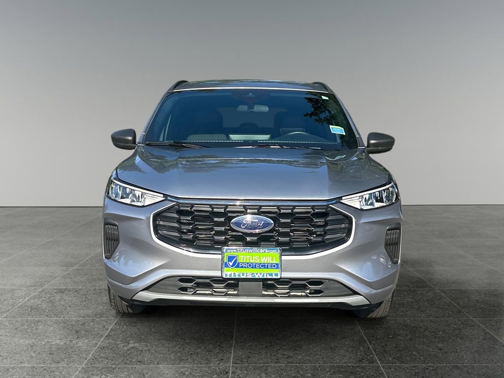 Used 2023 Ford Escape ST-Line w/ Tech Pack #1 image 3