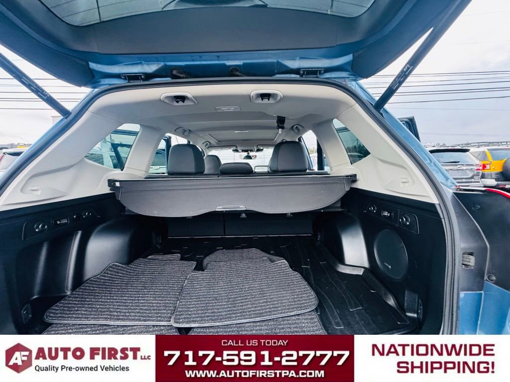 Used 2022 Subaru Forester Touring image 23