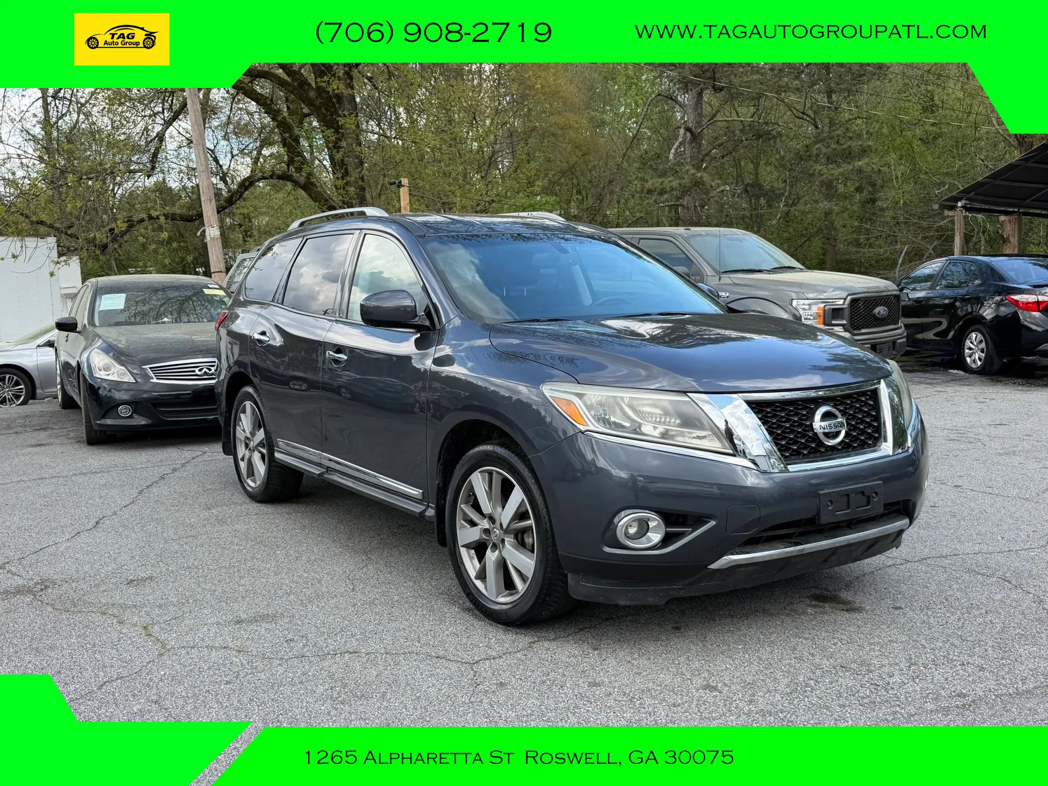 Used 2013 Nissan Pathfinder Platinum FWD image 3