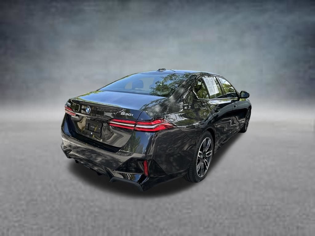 Used 2025 BMW 530i RWD image 7