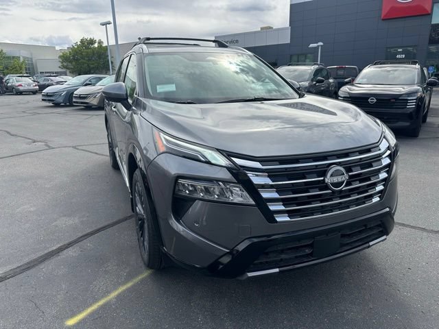 Used 2026 Nissan Rogue Platinum w/ Platinum Premium Package AWD/4WD image 3