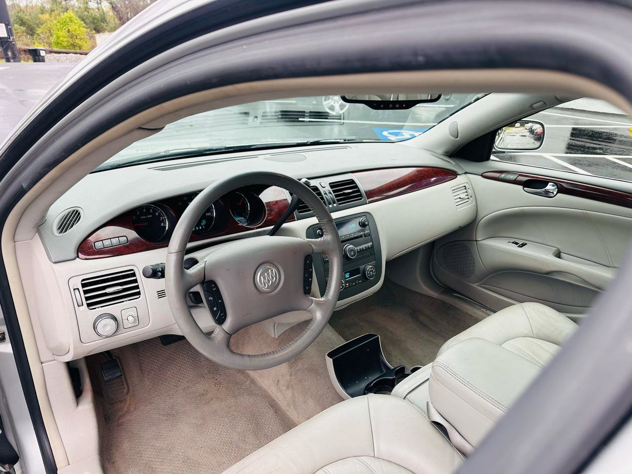 Used 2008 Buick Lucerne CXL w/ Driver Confidence Package FWD image 23