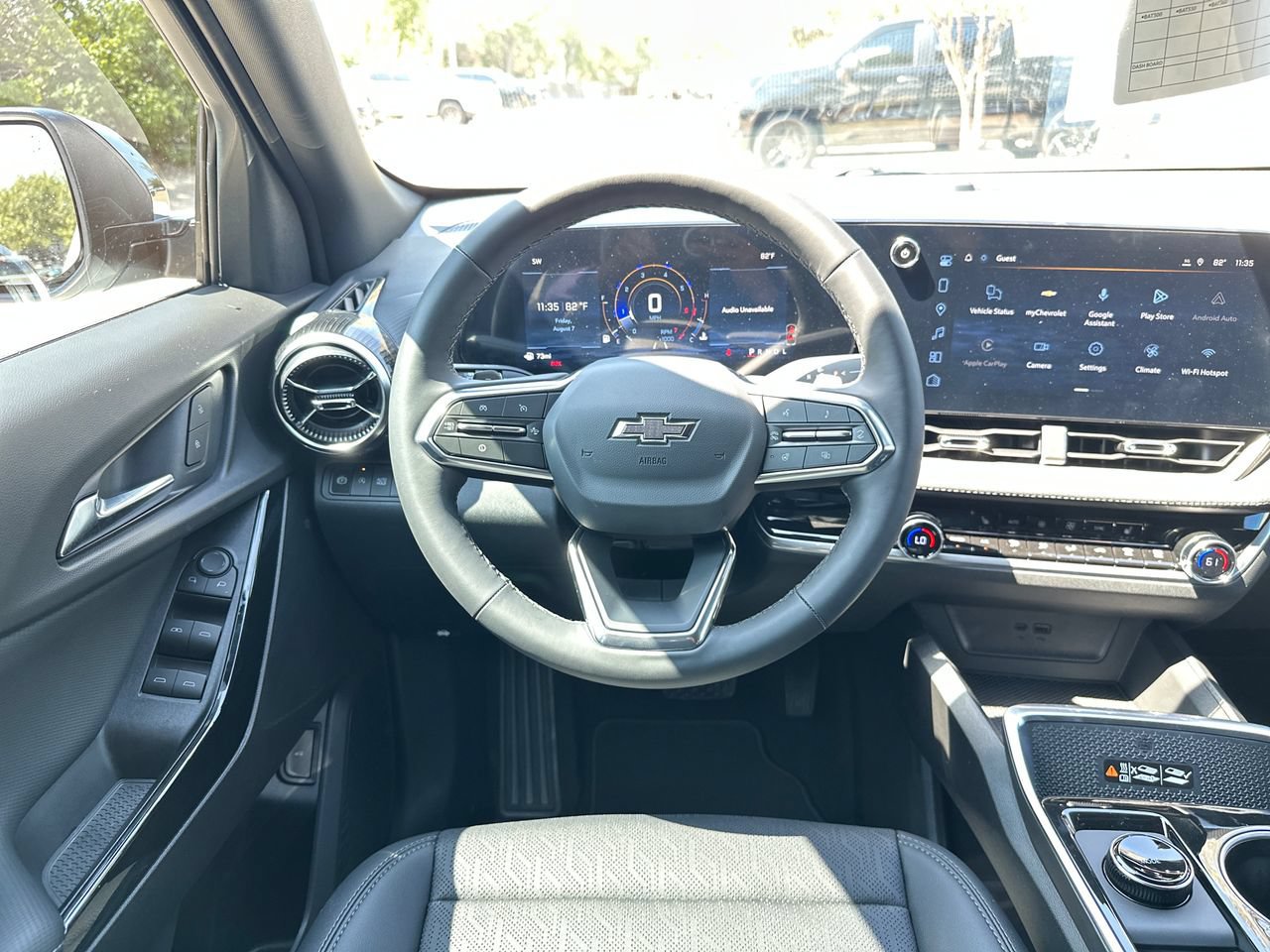 New 2027 Chevrolet Equinox LT w/ Convenience Package II FWD image 13