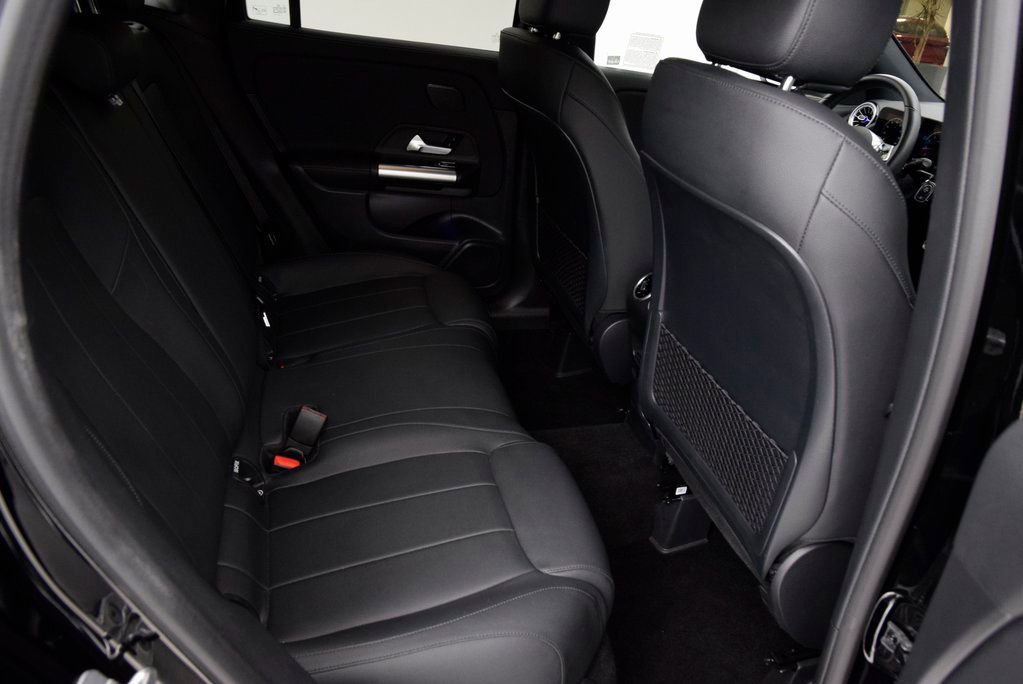 Certified 2025 Mercedes-Benz GLA 250 image 18