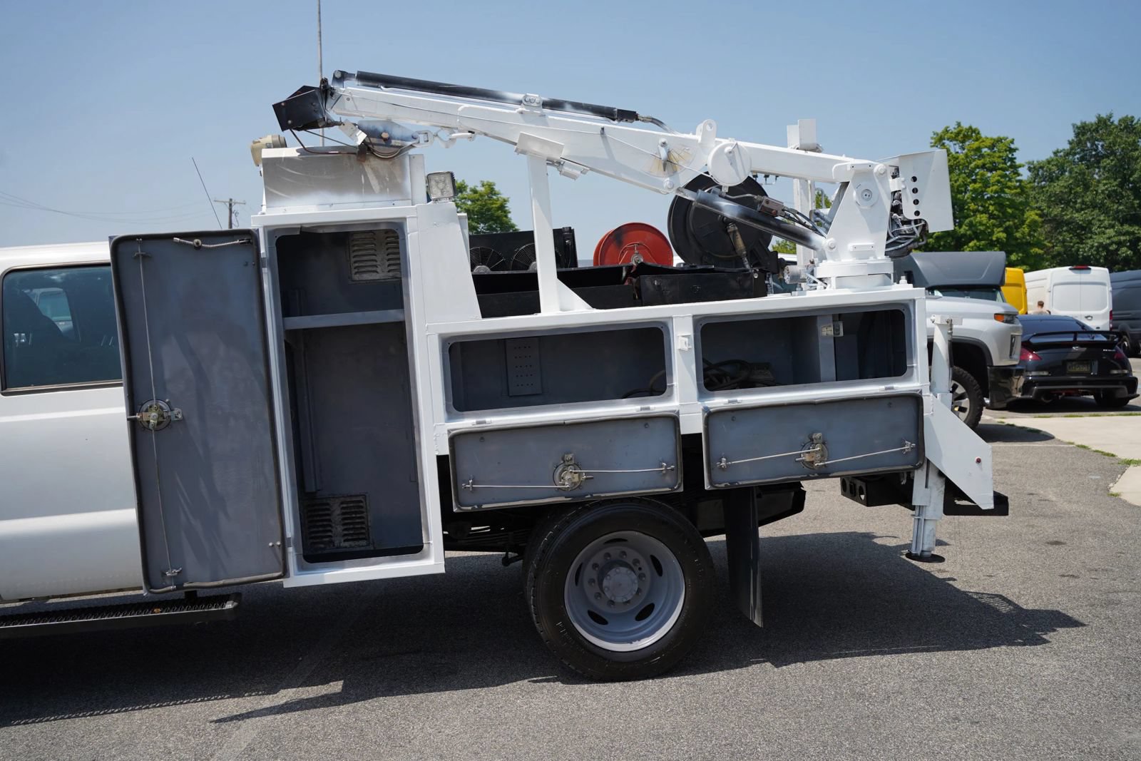 Used 2015 Ford F550 4x4 Crew Cab Super Duty image 18