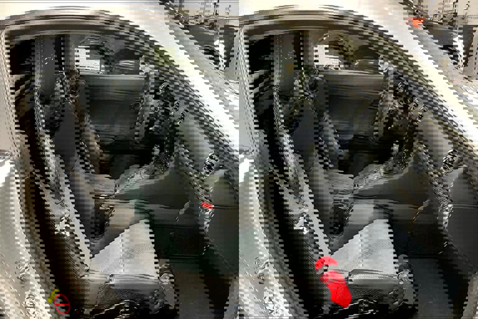 Used 2025 Porsche 718 Cayman GT4 RS image 10