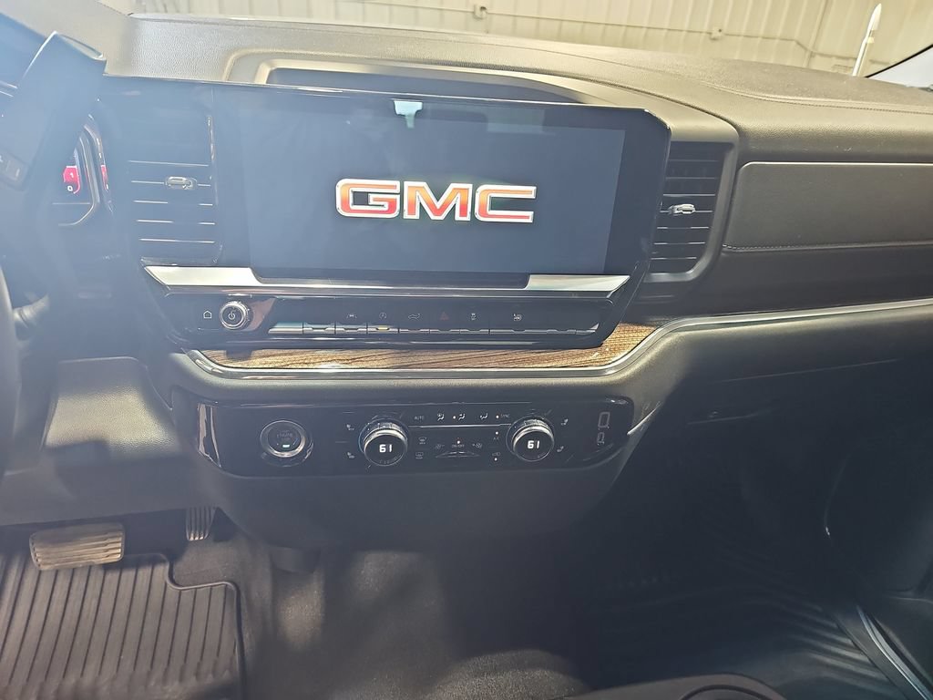 Used 2024 GMC Sierra 1500 Elevation AWD/4WD image 19
