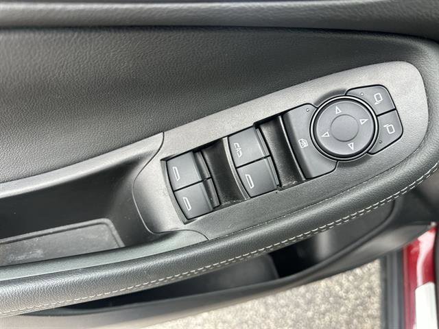 Used 2023 Buick Encore GX Preferred w/ Cold Weather Comfort Package image 37