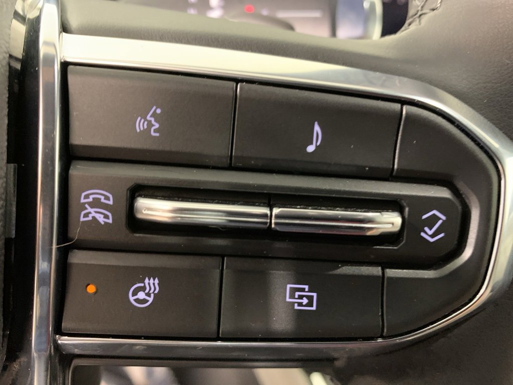 Used 2025 GMC Terrain Elevation w/ Elevation Premium Package image 20