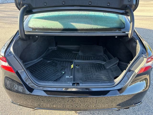 Used 2023 Toyota Camry SE w/ Cold Weather Package image 14