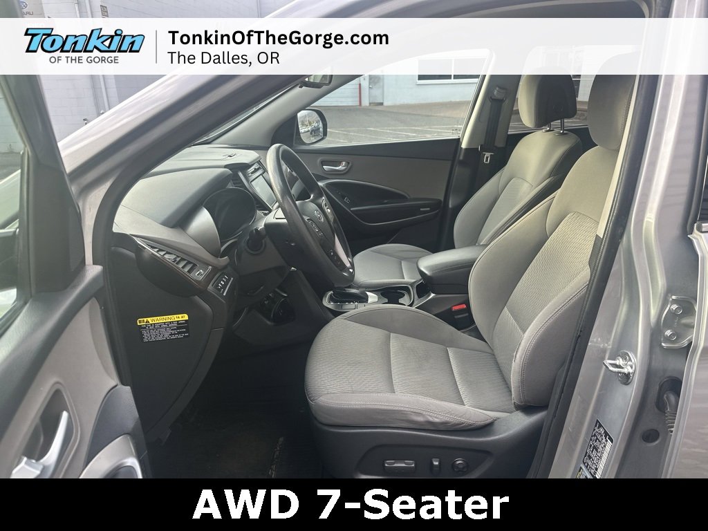 Used 2018 Hyundai Santa Fe SE image 12