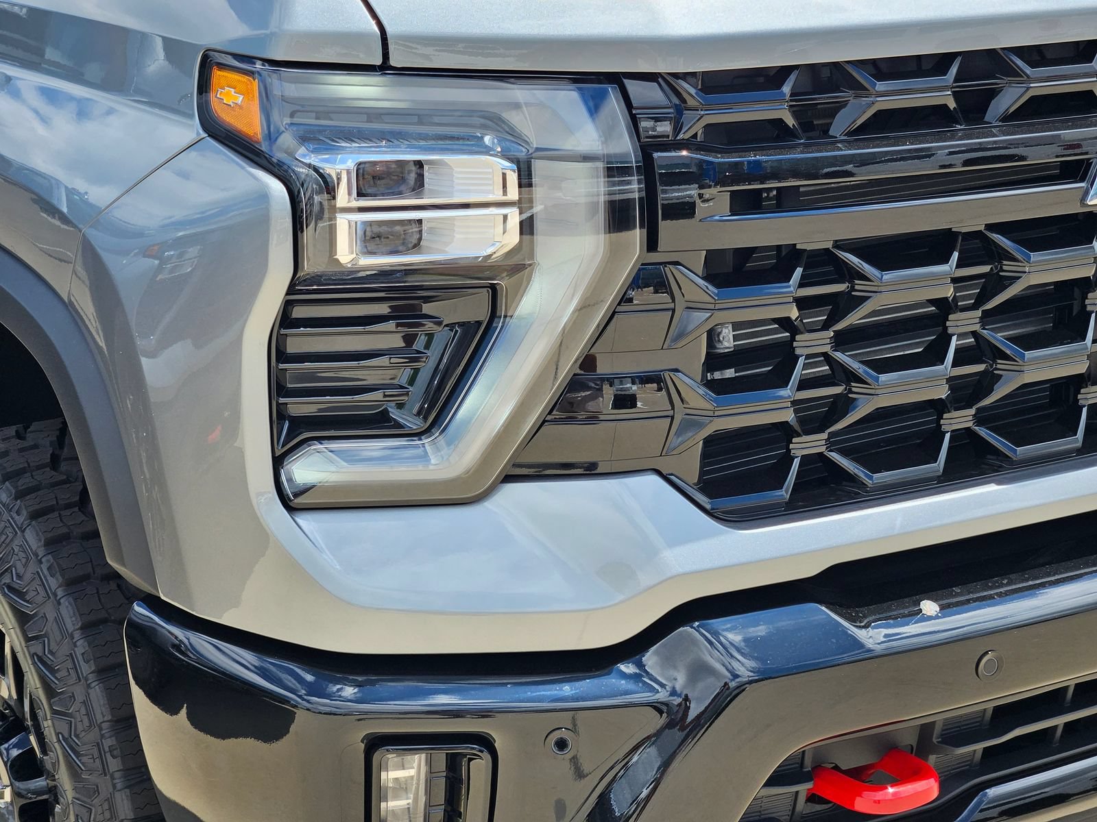 New 2026 Chevrolet Silverado 2500 ZR2 AWD/4WD image 9