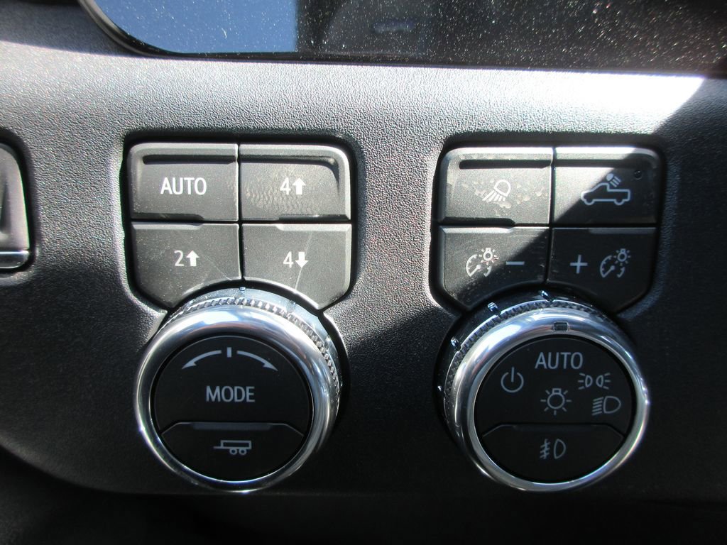 New 2026 GMC Sierra 1500 SLT w/ SLT Premium Plus Package AWD/4WD image 17