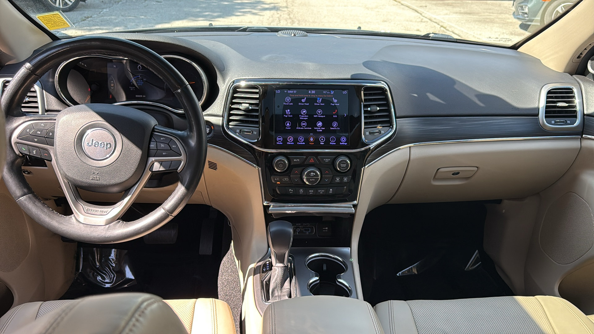 Used 2020 Jeep Grand Cherokee Limited w/ Luxury Group II AWD/4WD image 9