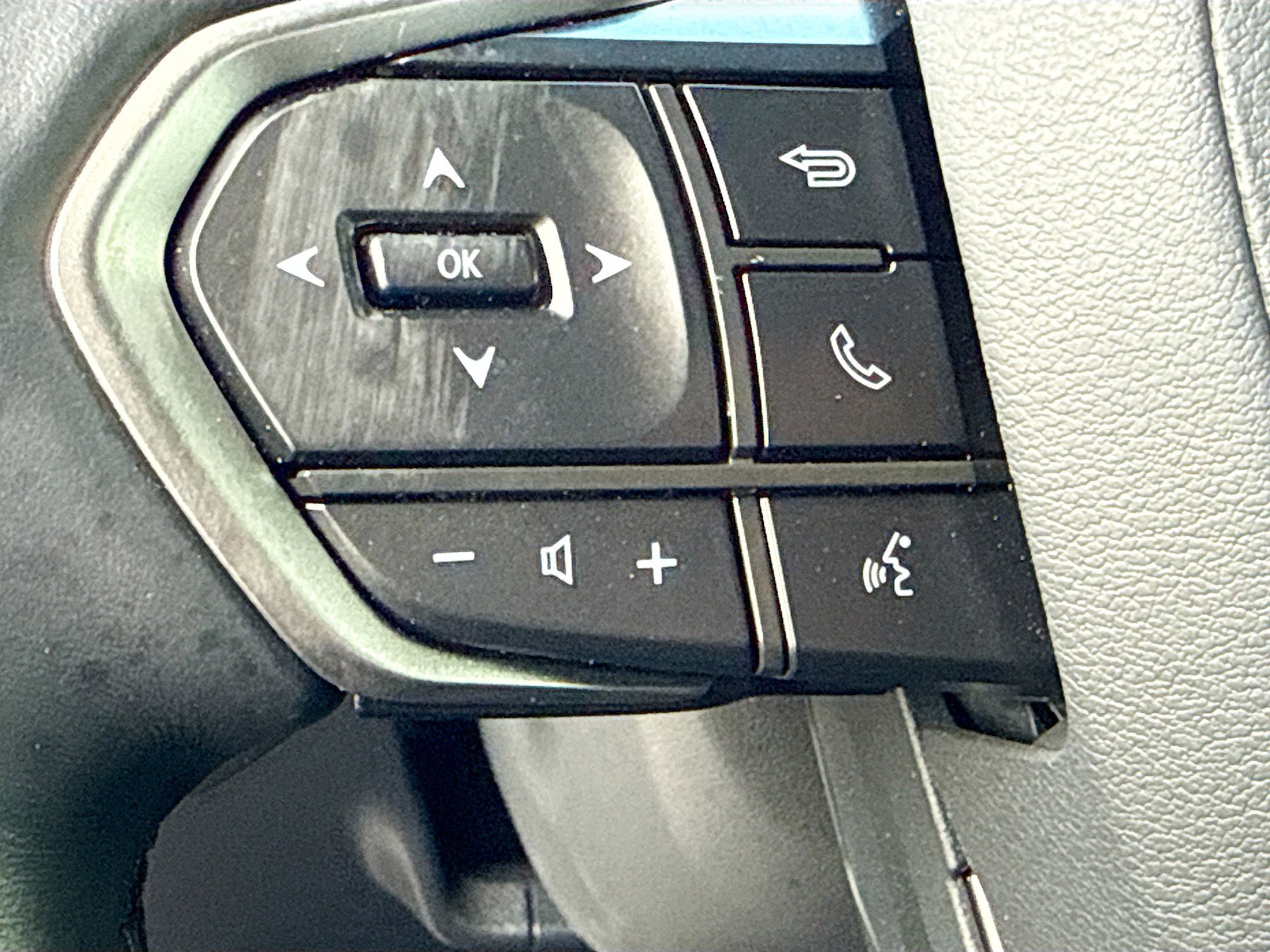 Used 2024 Lexus GX 550 w/ Accessory Package (Z1) image 35