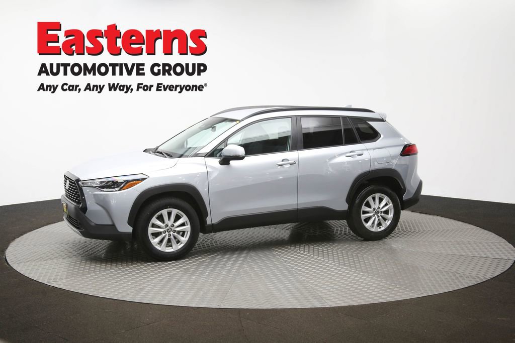 Used 2024 Toyota Corolla Cross LE image 57