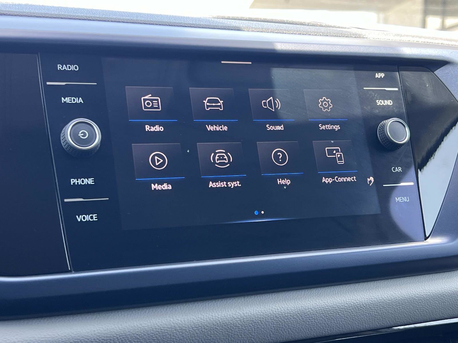 Certified 2023 Volkswagen Taos SE FWD image 13