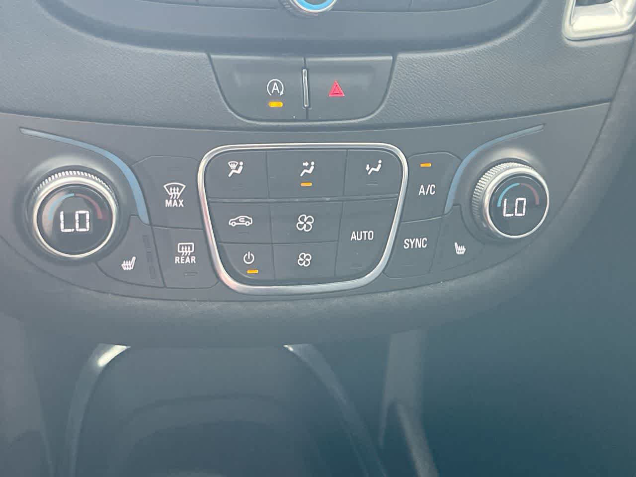 Used 2021 Chevrolet Malibu LT FWD image 19