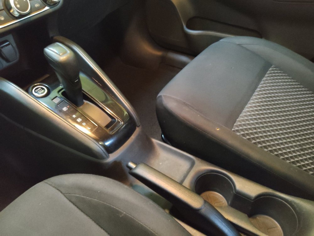 Used 2021 Nissan Versa S FWD image 26